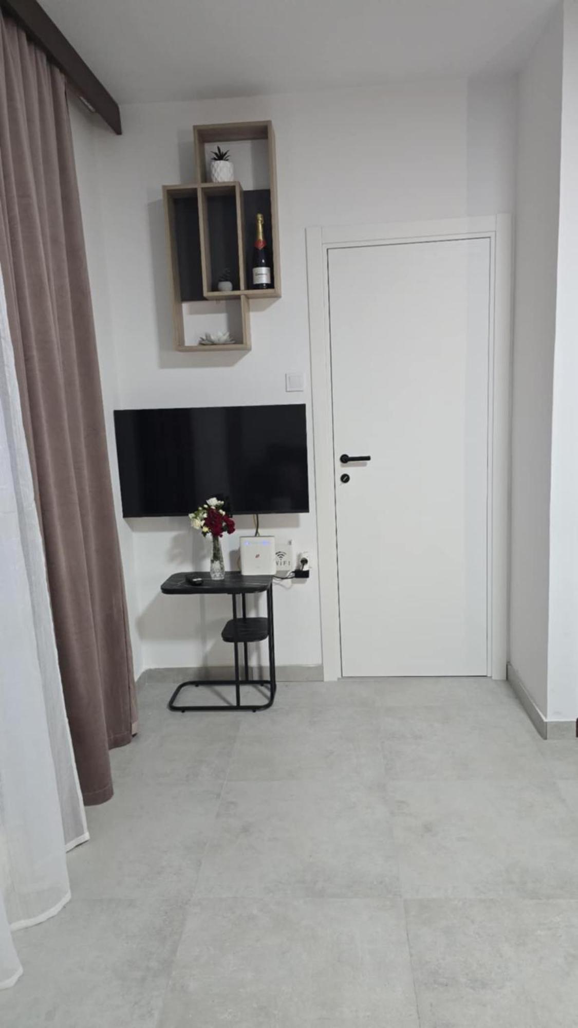 Apartment Panorama - Amazing Sea View, Newly Renovated Dugi Rat Eksteriør billede